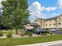 Comfort Suites North