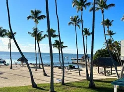 Breezy Palms Resort