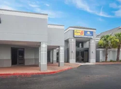 Super 8 by Wyndham Mobile I-65