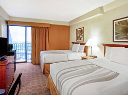 La Quinta by Wyndham Stamford / New York City