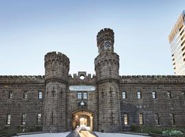 Adina Apartment Hotel Melbourne, Pentridge Accommodation Los Angeles