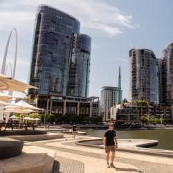 Perth Accommodation Los Angeles