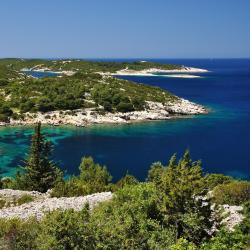 Vis Island Accommodation Los Angeles