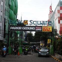 Blok M Square, Jakarta Accommodation Los Angeles