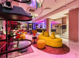 Adesso Hotel Accommodation Los Angeles