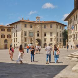 Pisa Accommodation Los Angeles