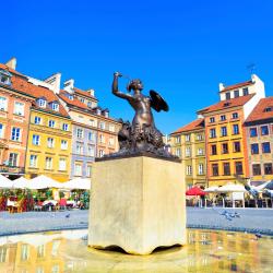 Old Town Market Place, Warsaw Accommodation Los Angeles