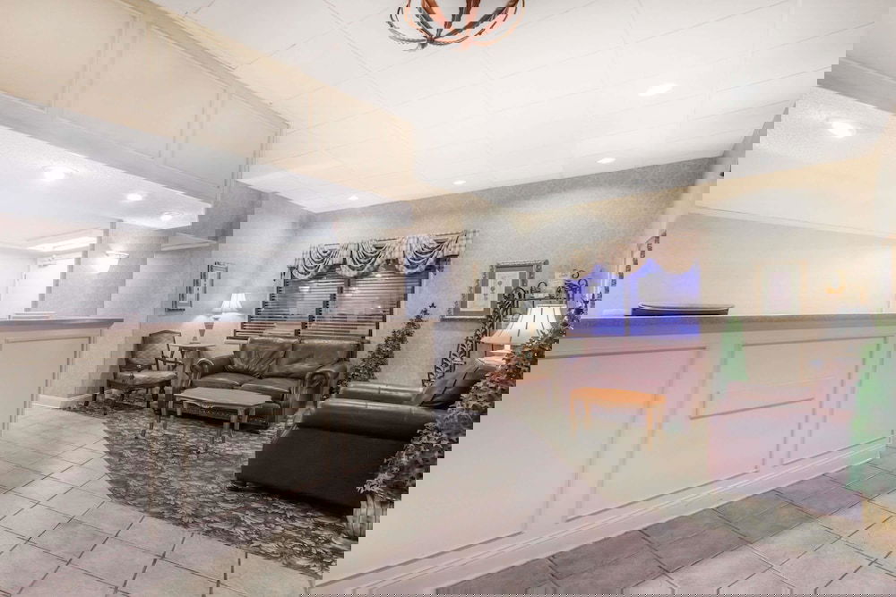 Days Inn By Wyndham Dover Downtown - thumb 1