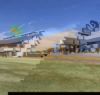 Quality Inn & Suites Stuttgart North - Accommodation Los Angeles