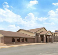 AmericInn by Wyndham Ottumwa - Accommodation Los Angeles