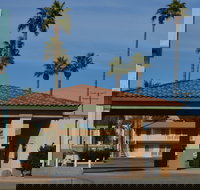 Rodeway Inn & Suites - Accommodation Los Angeles