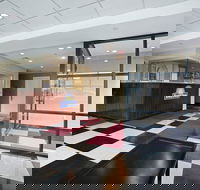 Days Inn by Wyndham Bronx Near Stadium - Accommodation Los Angeles