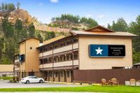 Magnuson Grand Rushmore View