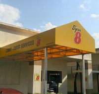 Super 8 by Wyndham Dover - Accommodation Los Angeles