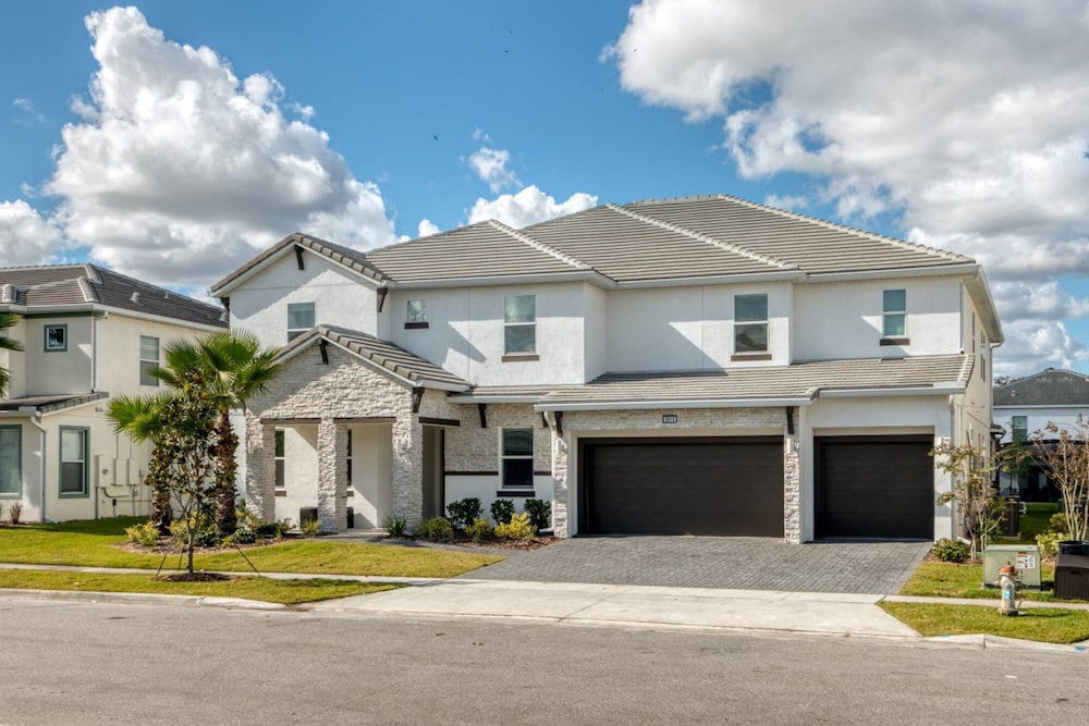 Ultimate Luxury Home Near Disney - thumb 1