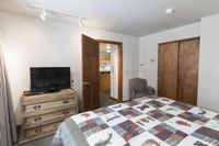 Kintla 304 One Bedroom Condo