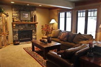 Gray Wolf 1 3 Br Condo