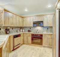 Luxurious 2 Bd With Lift View in Beaver Creek Condo - Accommodation Los Angeles