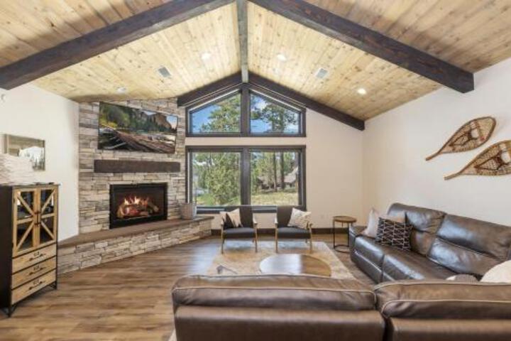 001 Living The Dream Cabin - thumb 3
