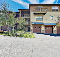 New Listing Stylish Condo W / Garage  Hot Tubs Condo - Accommodation Los Angeles