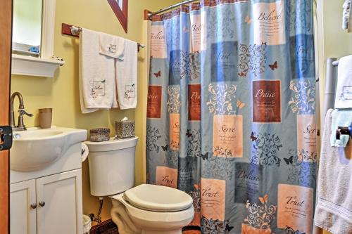 Lakewood Lodge Hiwassee Cabin W / Dock Access! - thumb 1