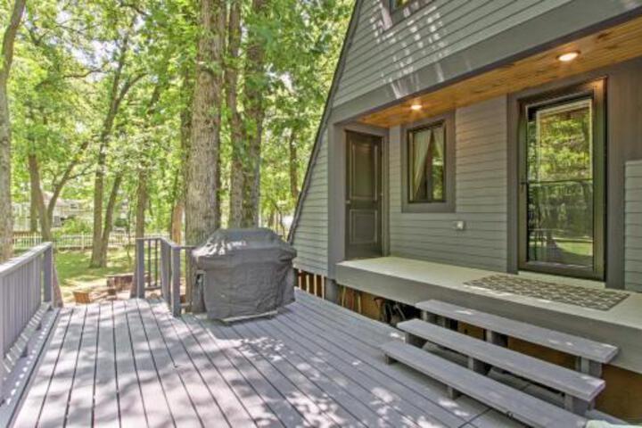 Lakefront Lake Pepin Cottage W / Deck Steps To Beach - thumb 5