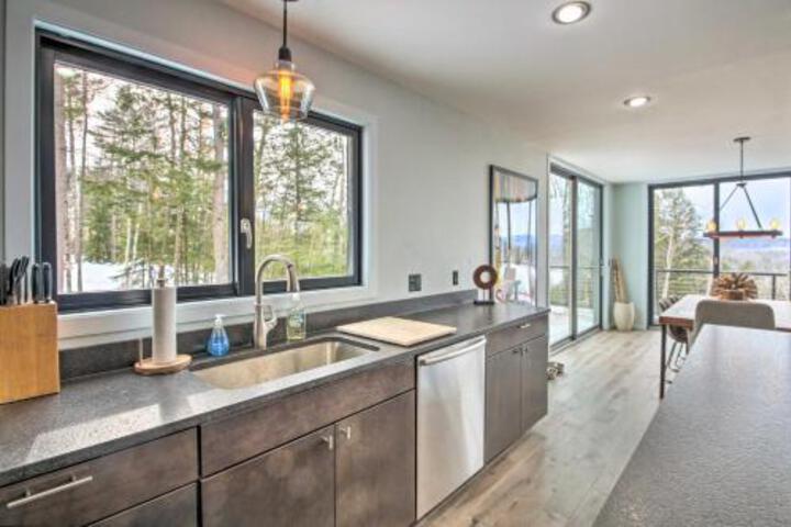 Updated Greenwood Home W / Breathtaking Mtn. Views! - thumb 3