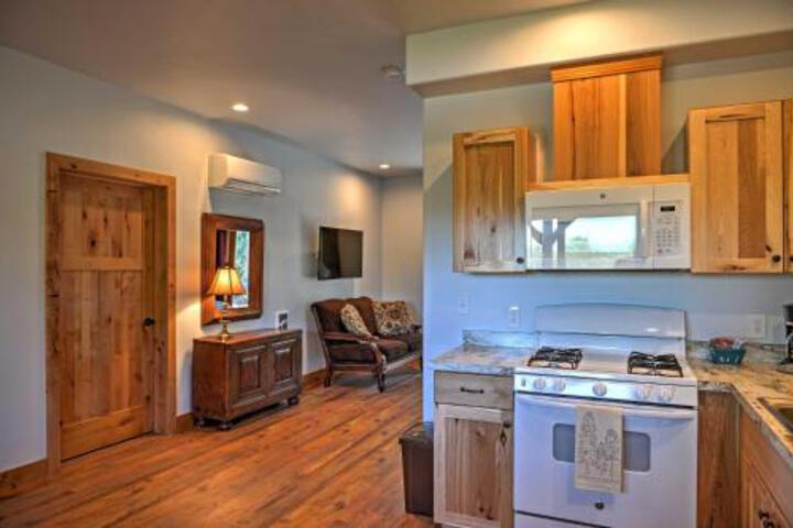 R Lazy S Inn Apt By Airport 30 Min. To Whitefish! - thumb 2