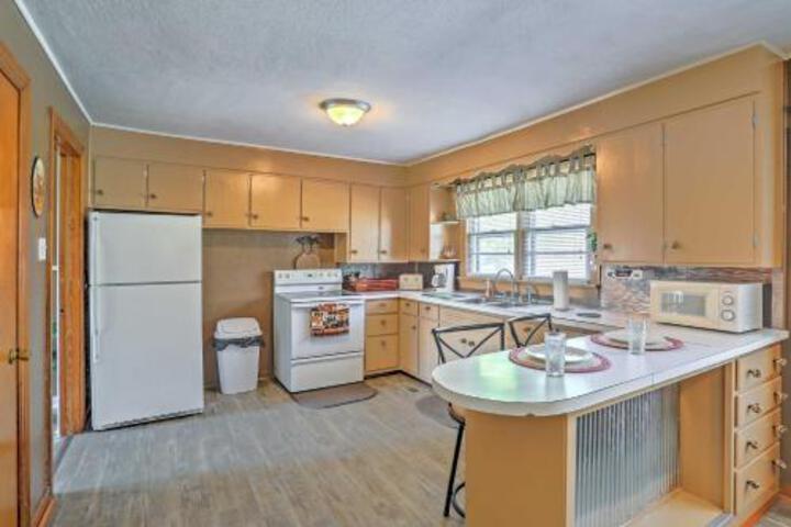 Murray Cabin W / Fire Pit River & Valley Views! - thumb 6