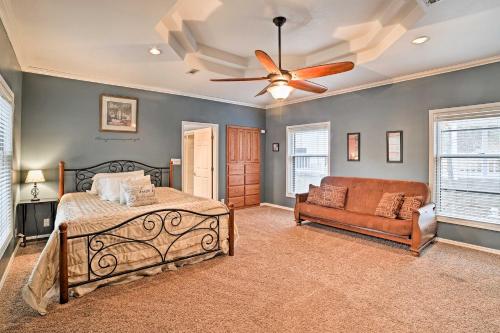 Huge Beaver Lake House W / Private Dock & Fire Pit! - thumb 4