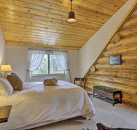 KepiKana Lodge w / Decks in Pike Natl Forest - Accommodation Los Angeles