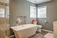 Modern Hiwassee Home w / Mtn  Lake Views