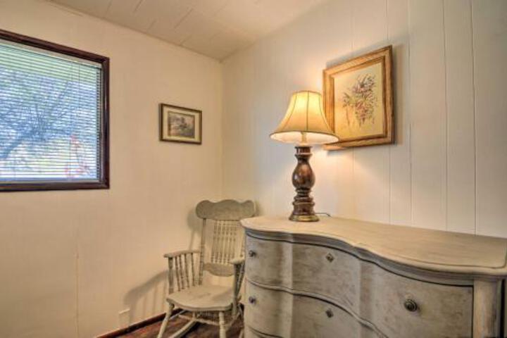 Remodeled Home Less Than 5 Mi. To Bryce Canyon / Mossy Cave - thumb 6