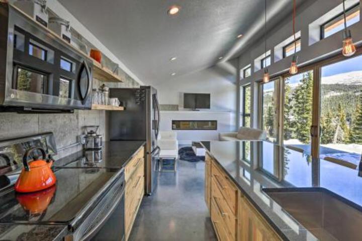 Newly Built Home W / Mtn Views 15 Mi To Breckenridge - thumb 1