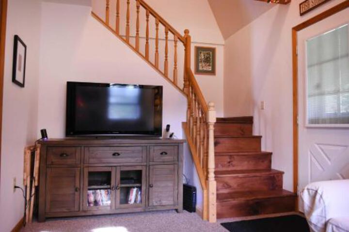 Livingston Manor Cabin With Private Lake Access - thumb 5