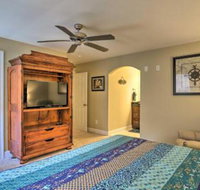 Calabash Condo w / Large Balcony  Pool Access - Accommodation Los Angeles