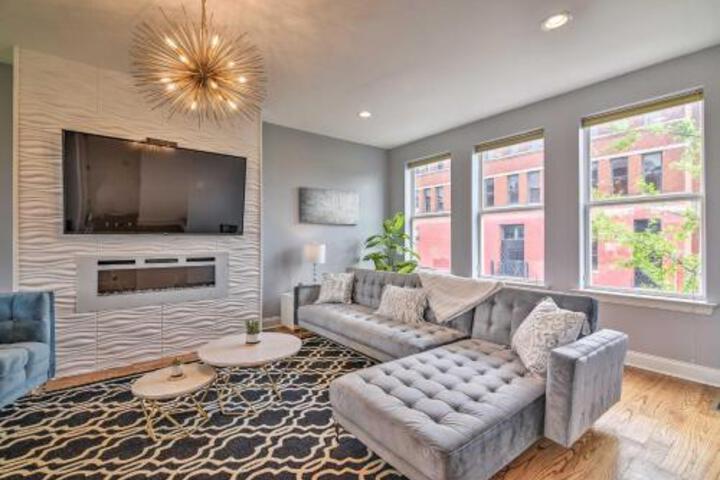 Memphis Townhome W / Rooftop Walk To Beale St. - thumb 1