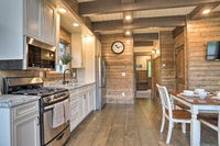 NEW Modern Palmer Cabin w / Mtn Views 2 Mi to River