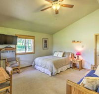 40 Acre Trego Resort Cabin with Lake  Trails - Accommodation Los Angeles