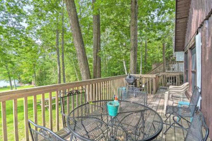 Waterfront Paradise Lake Cottage With Pvt Dock! - thumb 1