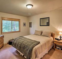 Trego Cabin with Mtn Views Easy Access to Lake - Accommodation Los Angeles
