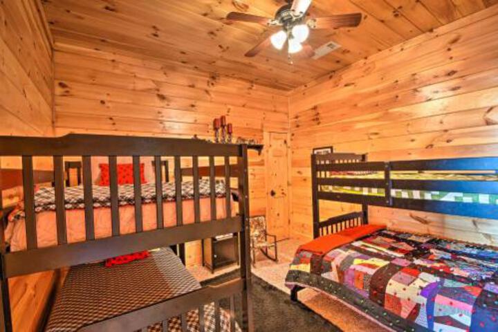 Large Luxe Cabin W / Hot Tub 16Mi To Blue Ridge - thumb 3