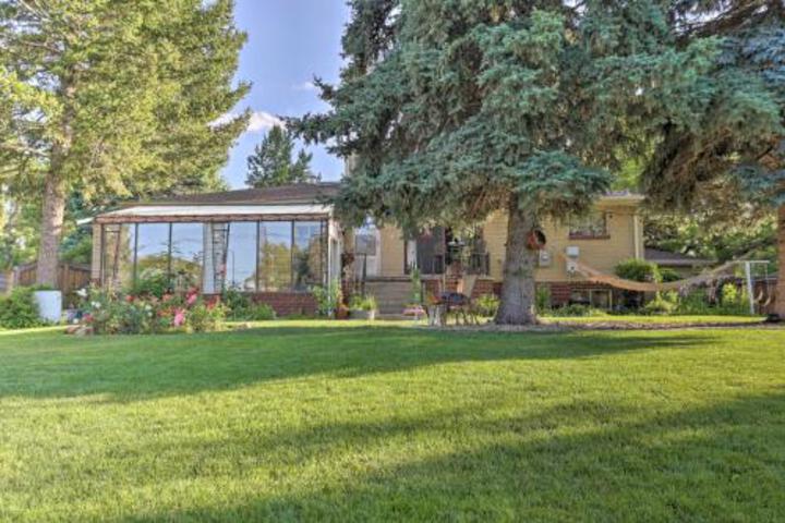 South Denver Lake Home W / Large Yard & Hammock - thumb 4