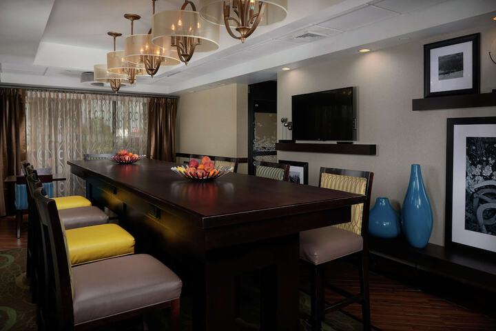 Hampton Inn Franklin - thumb 6