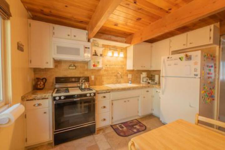 A Beary Happy Cabin - thumb 6