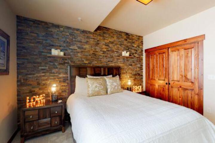 Cozens Pointe Retreat - thumb 6