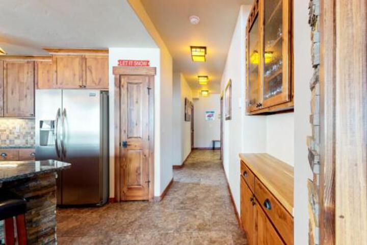 Cozens Pointe Retreat - thumb 5
