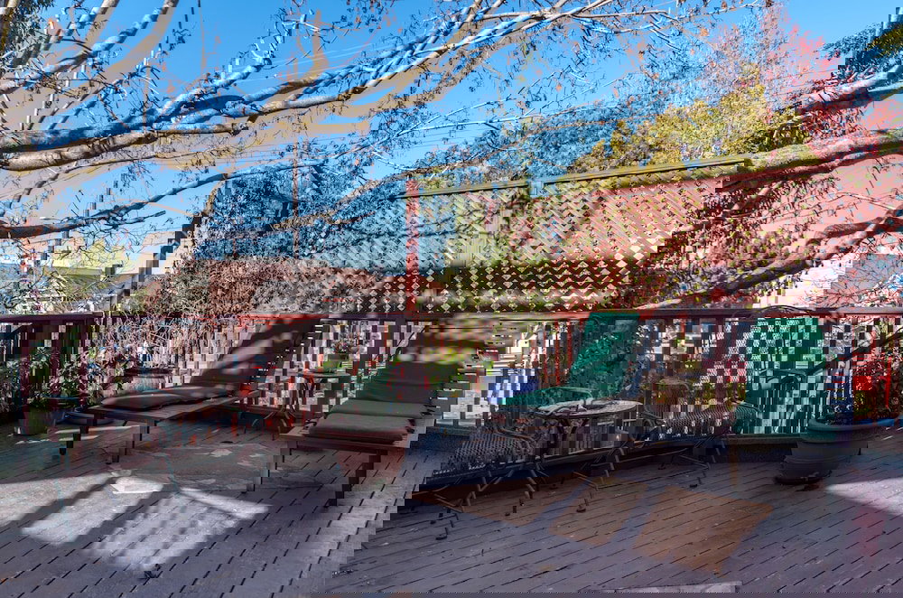 Gorgeous 4 Bedroom Victorian Townhouse - thumb 0