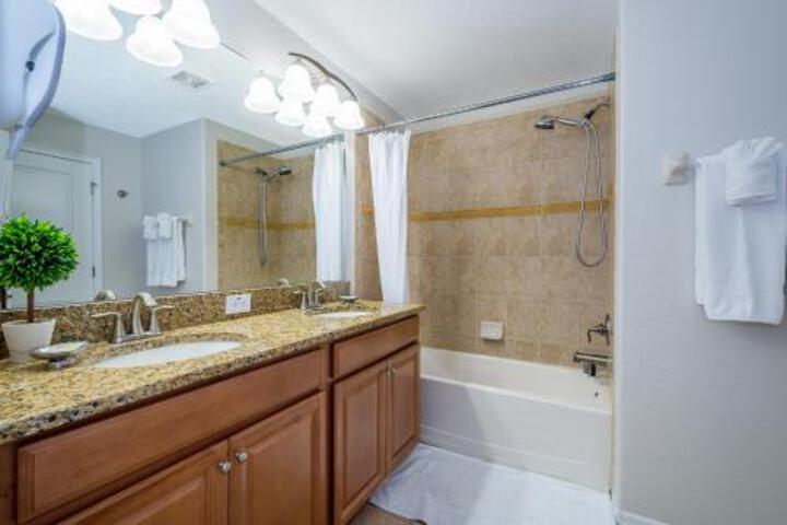 (JC4790) Storey Lake Home 4 / 3 Private Pool Lake & Free Waterpark - thumb 6