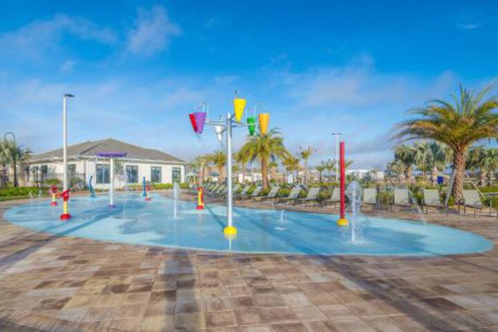 (JC4790) Storey Lake Home 4 / 3 Private Pool Lake & Free Waterpark - thumb 4